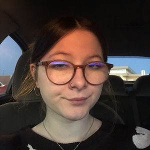 Meet your Posher, Christina